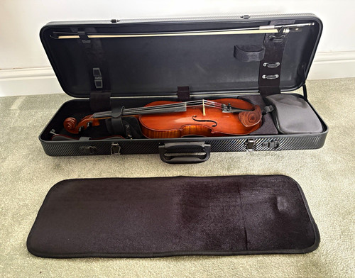Violin fiddle with case - (4/4),