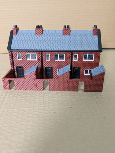 Gauge row of terraced - oo,