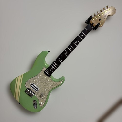 Fender tom delonge - tom,