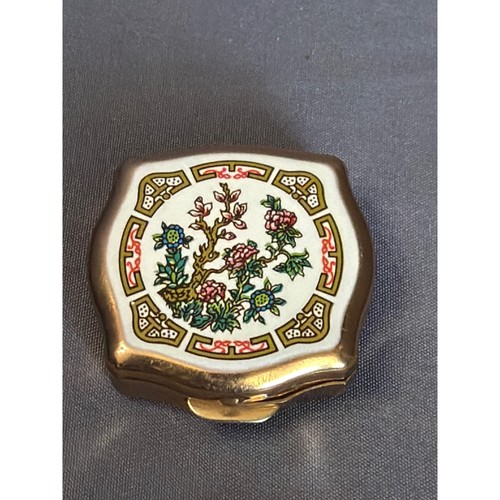 Vintage stratton pill box - vintage,