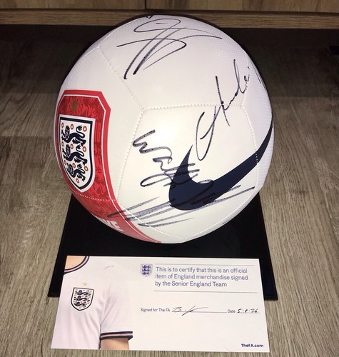Official issued coa england - fa,