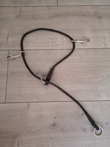 Headcollar control attachment