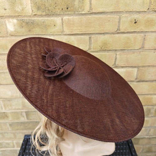 Dark brown flower wide brim - brown,