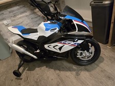 BMW HP4 12V Kids' Ride-On