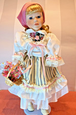 Lovely Collectors Porcelain