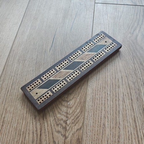 Vintage wooden cribbage board - cribbage,