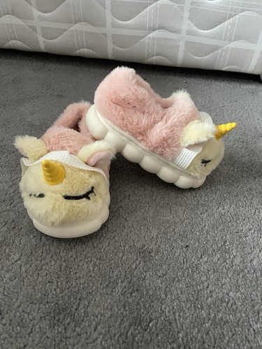 Fluffy toddler unicorn - fluffy,