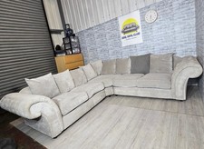 XL Chesterfield Cream/Beige Corner Sofa - DELIVERY AVAILABLE!