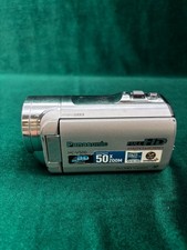 Panasonic HC-V500 Digital