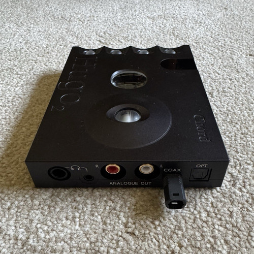 Chord hugo dac - chord, headphone