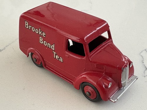 Dinky 455 brooke - bond, tea