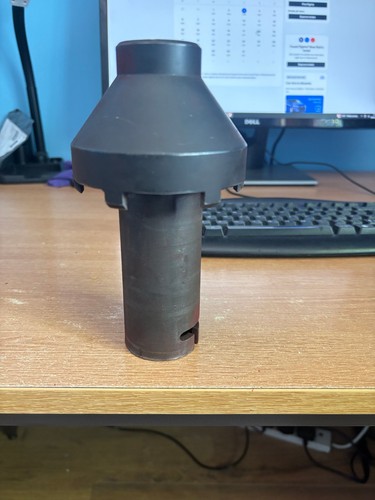 Hub lock nut socket - lock,
