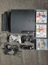 PS3 Slim 500GB 2x Controllers