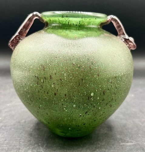 Green speckled art glass vase - glass,