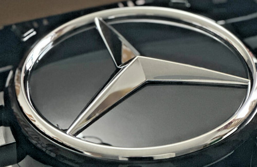 Mercedes benz chrome raised - 3d,