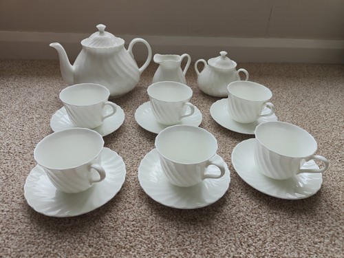 Piece wedgewood candlelight - 17,