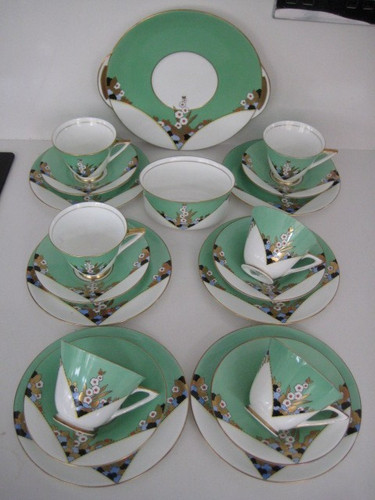 Royal doulton art - royal, leonora