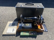 Vintage Singer 99k Hand Cranked Manual Sewing Machine 