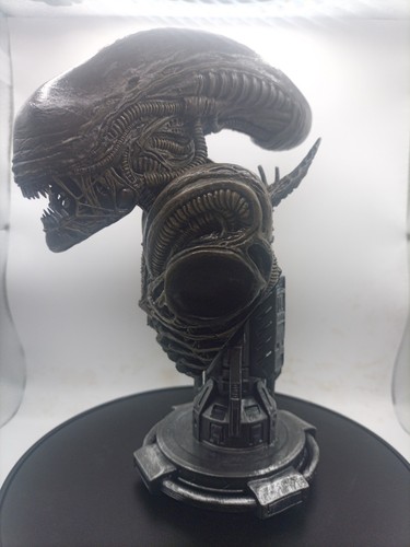 Xenomorph alien bust - xenomorph,