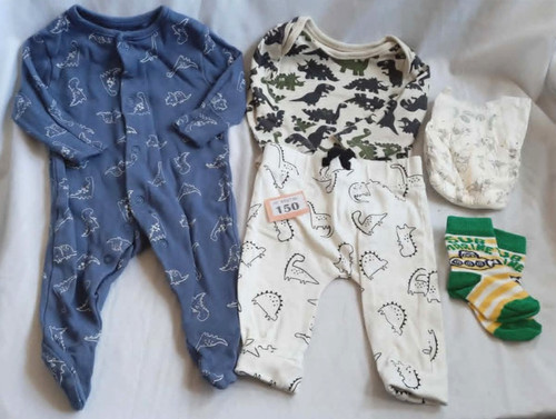 Reborn baby dolls clothes and