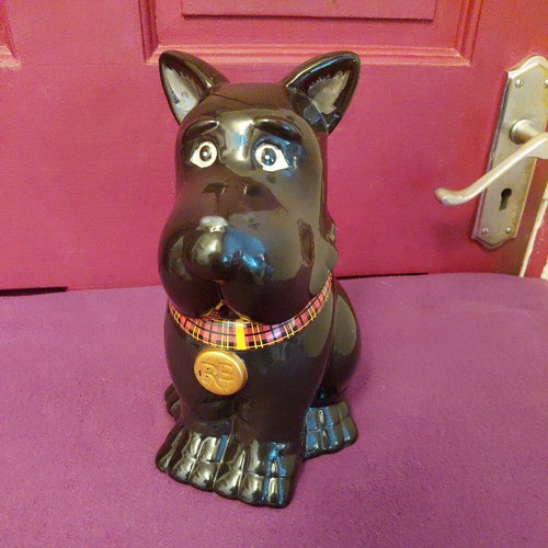 Black scottie dog - with, tartan