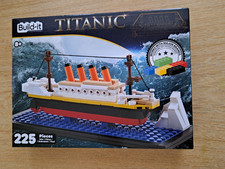Build-It Titanic 225 Pieces