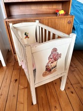Vintage Dolls Cot