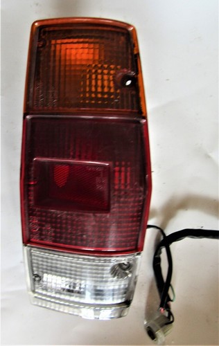 Mazda 323 wagon fa4tv model - mazda,