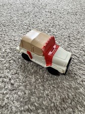 Burger King Toy Jurassic Park Jeep Wrangler 3.25" Model Jungle Dinosaur Tracker