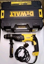 240v MAINS CORE DRILL - DE WALT D25134k SDS Plus 3-Mode COMBI Hammer Drill 800W