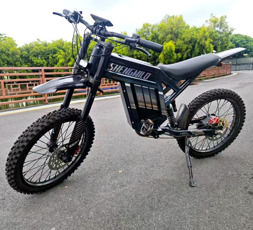 Powerful mens mountain bike - e-,