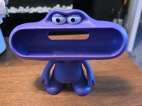 Beats pill dude character - pill,