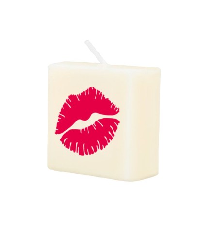 Letter candle kiss - candle,