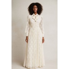 NWT Unique Vintage Lace Ivory