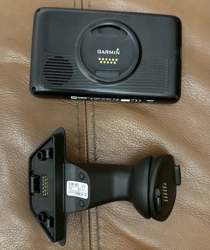Used garmin sat - vw,