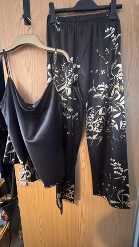 Ladies bnwot black floral - bnwot,