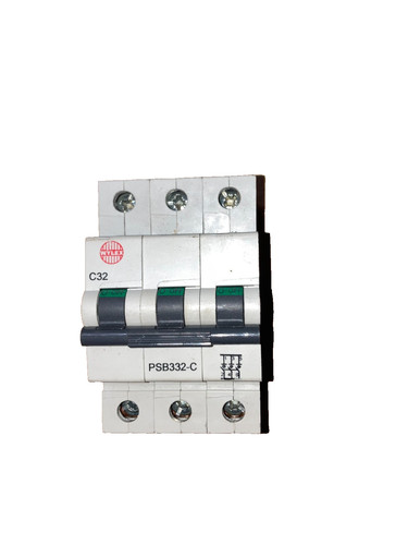 Wylex psb332 amp triple - wylex,psb332,c-32, amp,