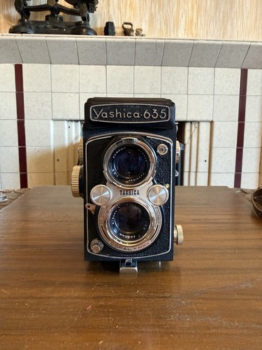 Yashica 635 tlr - medium, format
