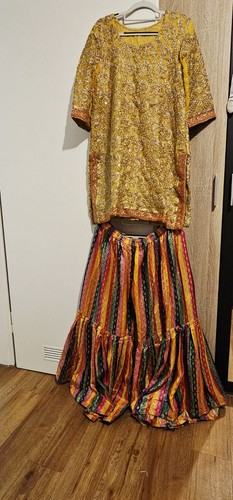 Pakistani indian mehndi outfit - indian,