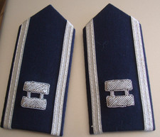 Vintage US ARMY   'pair CAPTAIN DRESS SHOULDER BOARDS'