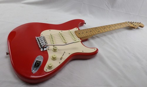Squier fender stratocaster - squier,