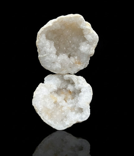Clear quartz crystal geode - quartz,