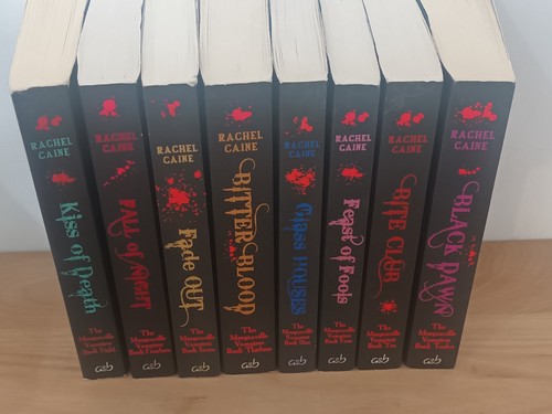The morganville vampires - the,