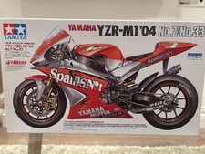 Tamiya 14100 Yamaha YZR-M1'04