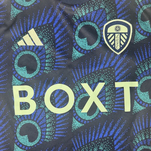 Leeds united football shirt - leeds,