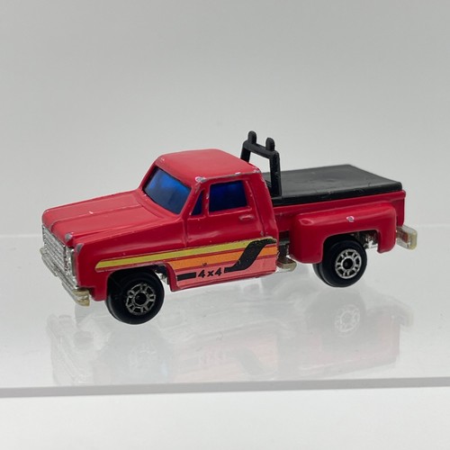 Dinky toys 4x4 - up, red