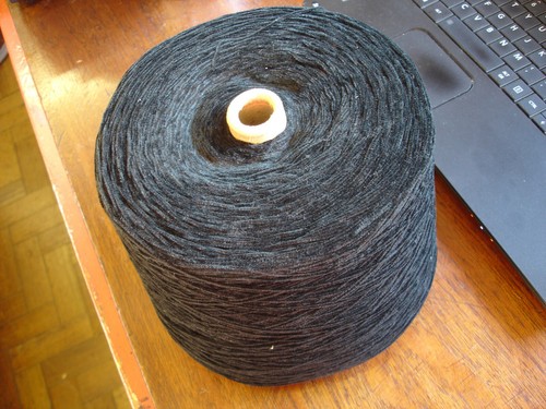 Quality 100 acvrylic chenille - 100%,