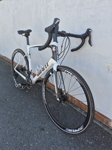 Giant defy advanced pro - defy, road