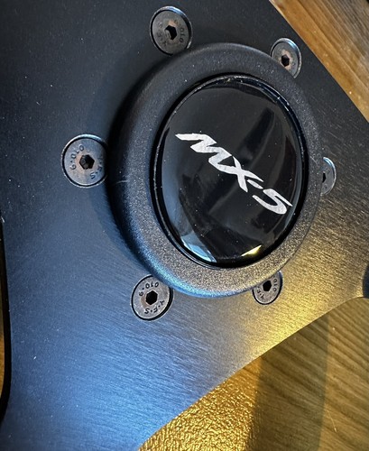 Mx5 steering wheel - wheel, push