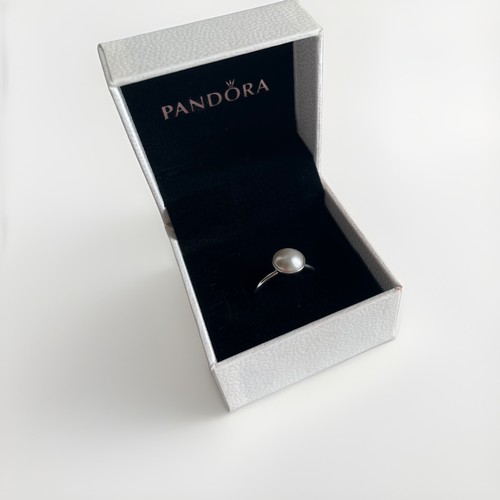 Pandora ring size pearl - size,